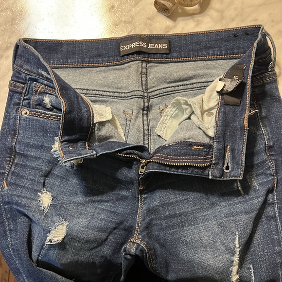 Express Jeans Legging MIA Midrise 8s NWOT Destructed Dark Wash - Picture 12 of 12